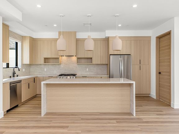 2nd image of 19533 Strathern St