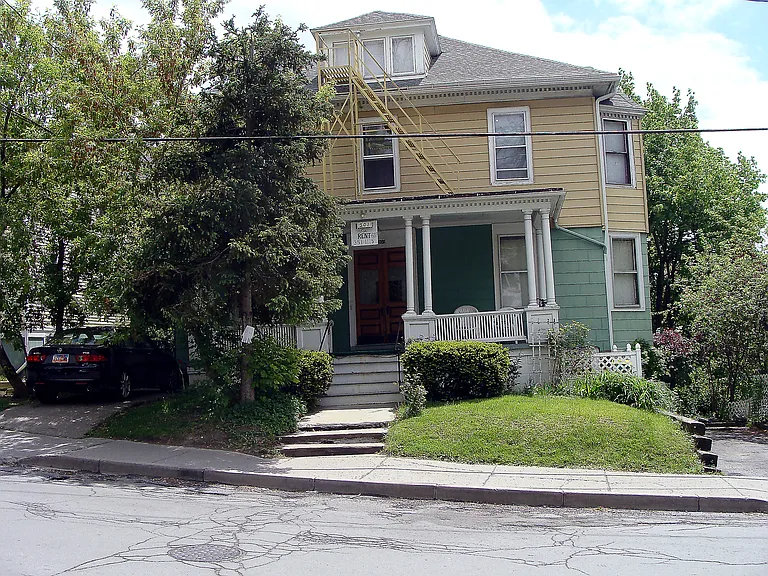 Rooms for Rent in Central Collegetown at 301 Dryden — Photo 28