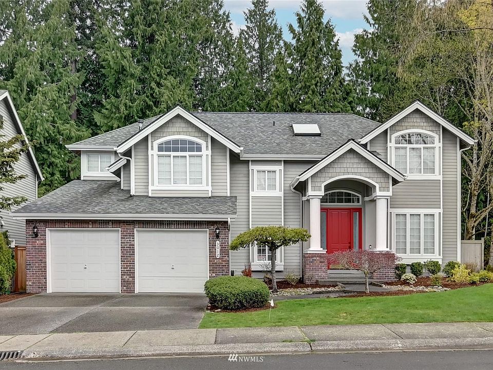 1st image of 3012 206th Way NE