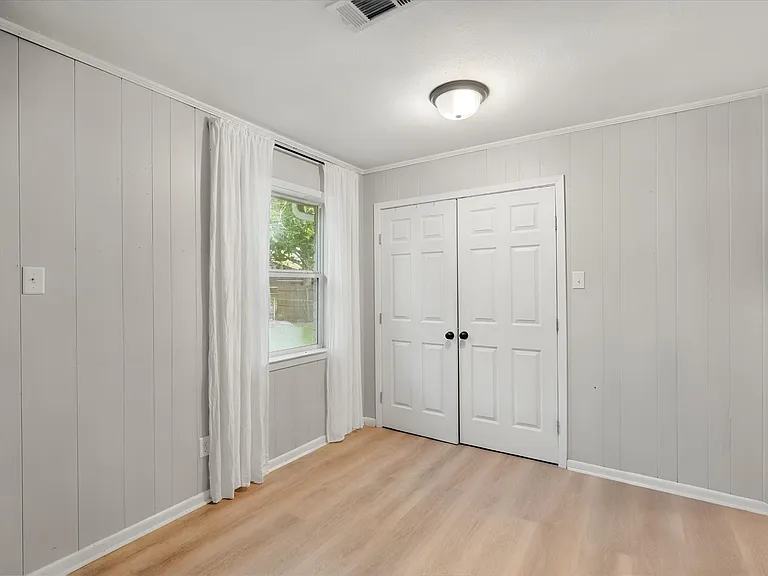 2604 Fairmont Cir — Photo 10