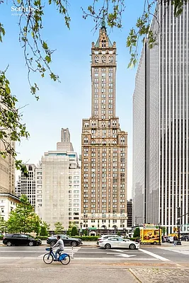 Rented by Sotheby's International Realty | media 14