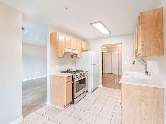 4th image of 790 Castle Valley Blvd Unit A