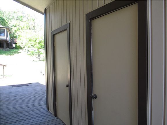 4th image of 1 Beaver Ln