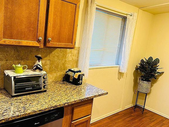 5th image of 5711 100th Street NE #12