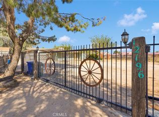 12196 Toltec Dr, Apple Valley, CA 92308