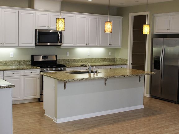 3233 London Lane Kitchen 1_10312022