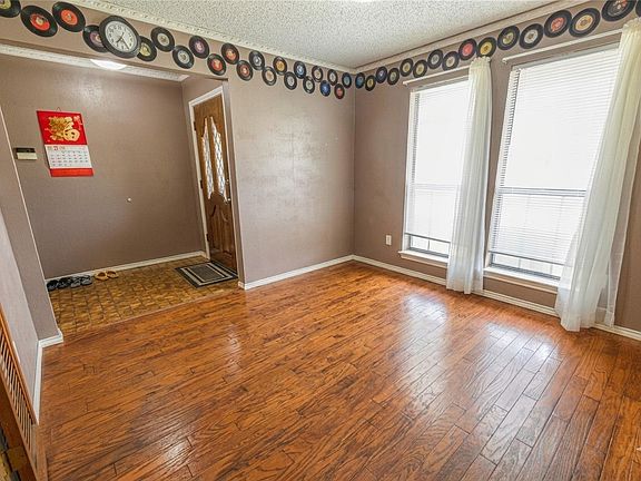4th image of 338 Marriott Ln