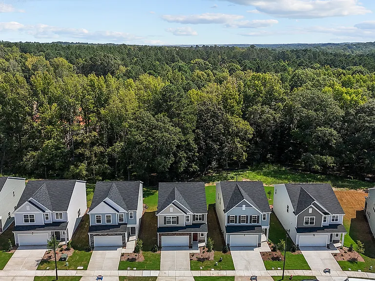 5860 Woodlawn Dr — Photo 10