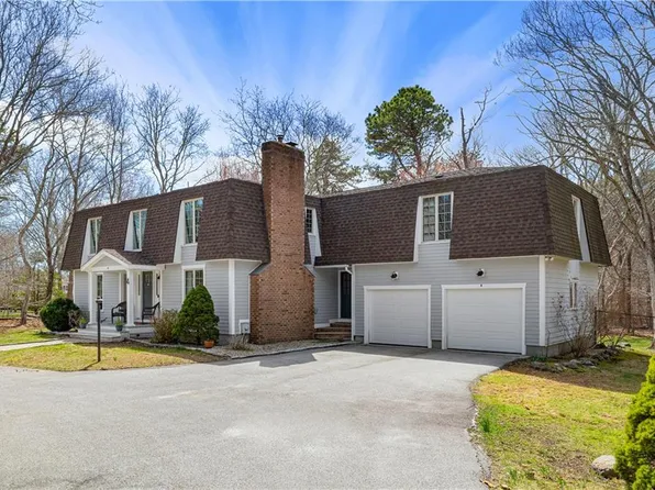 4 Intrepid Ln, Jamestown, RI 02835