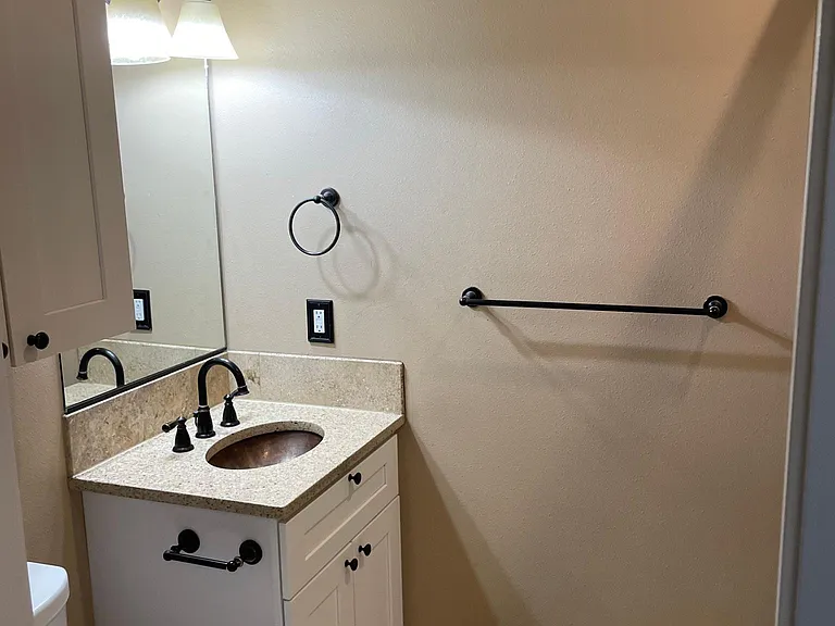 503 N Pearl St #201 — Photo 2