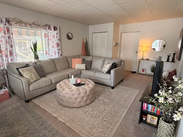 1101 Mount Royal Blvd APT 201, Pittsburgh, PA 15223