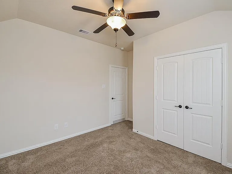 9411 Sparrow Creek Ct — Photo 23