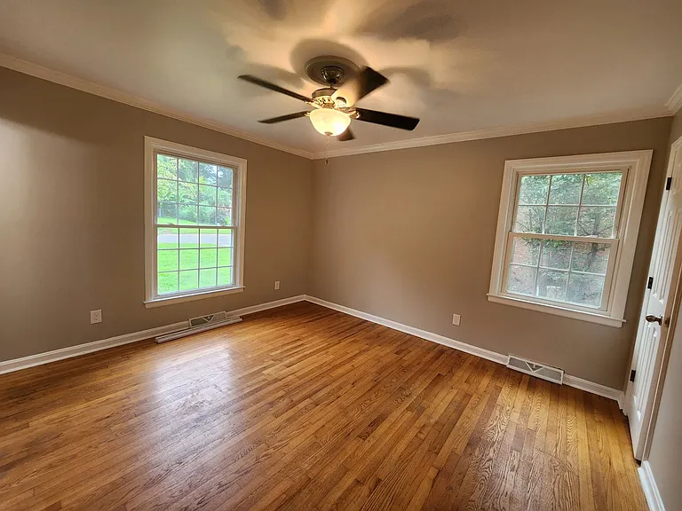 5530 Galway Dr — Photo 12