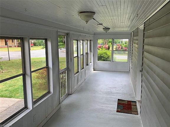 2nd image of 516 Cummings St