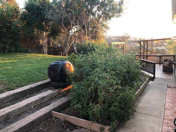 4th image of 4364 Avon Dr