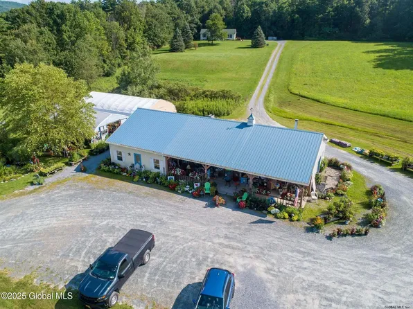 4120-4122 State Route 7, Hoosick Falls, NY 12090