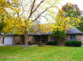 2395 S Laurel Ave, Springfield, MO 65807
