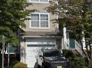 36 Ridgewood Dr, Randolph, NJ 07869