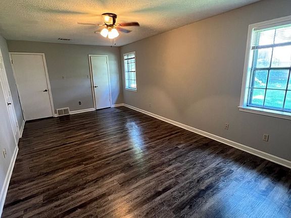 2nd image of 385 Ashana Dr