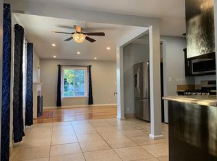 1224 N Beachwood Dr, Burbank, CA 91506