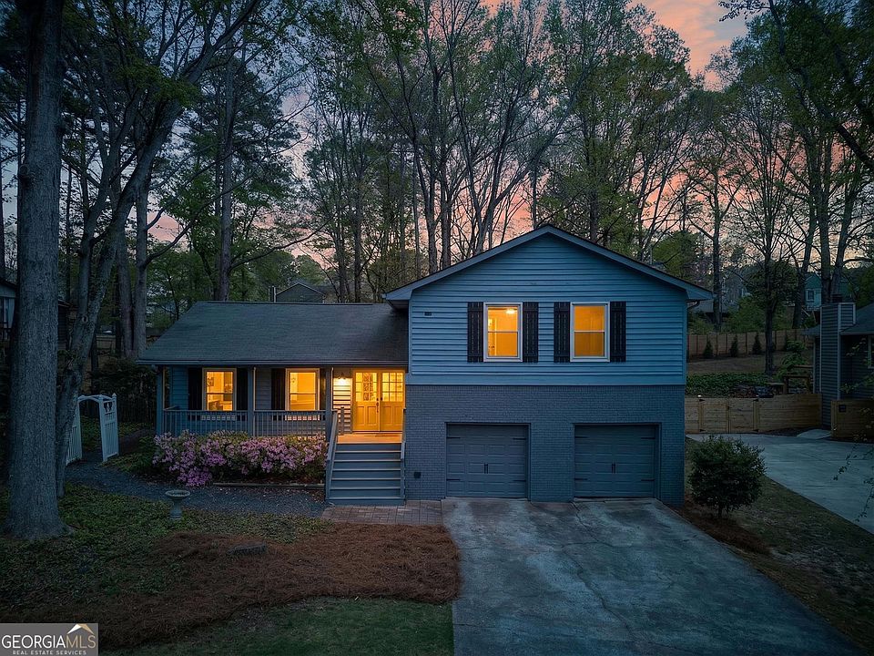 1st image of 425 Ansley Dr