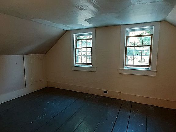 5th image of 14 Cabana Dr