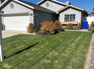 14192 Weeping Willow Ln, Fontana, CA 92337