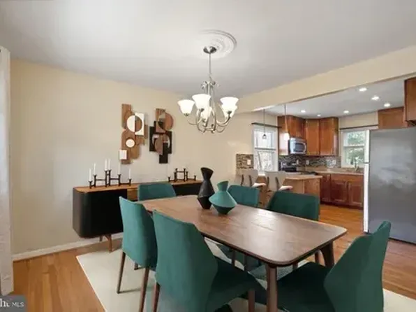 13005 Kingswell Dr, Woodbridge, VA 22193