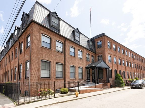 3rd image of 10 Weston Ave APT 115