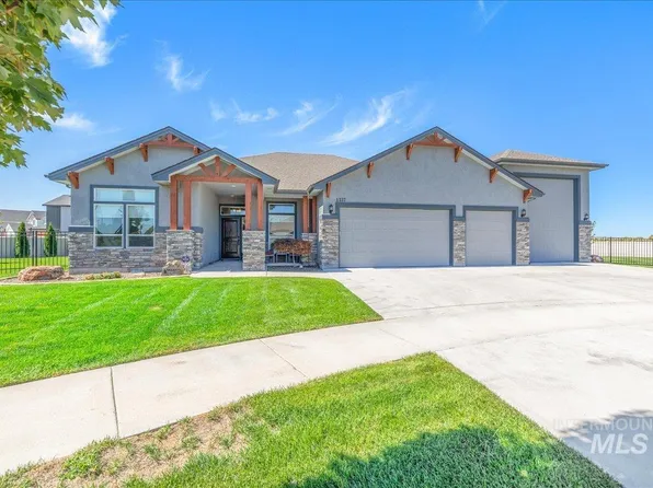 1337 N Bowknot Lake Way, Star, ID 83669