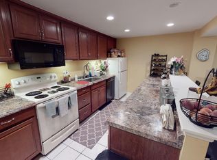 3230 Walbridge Pl NW #EB, Washington, DC 20010