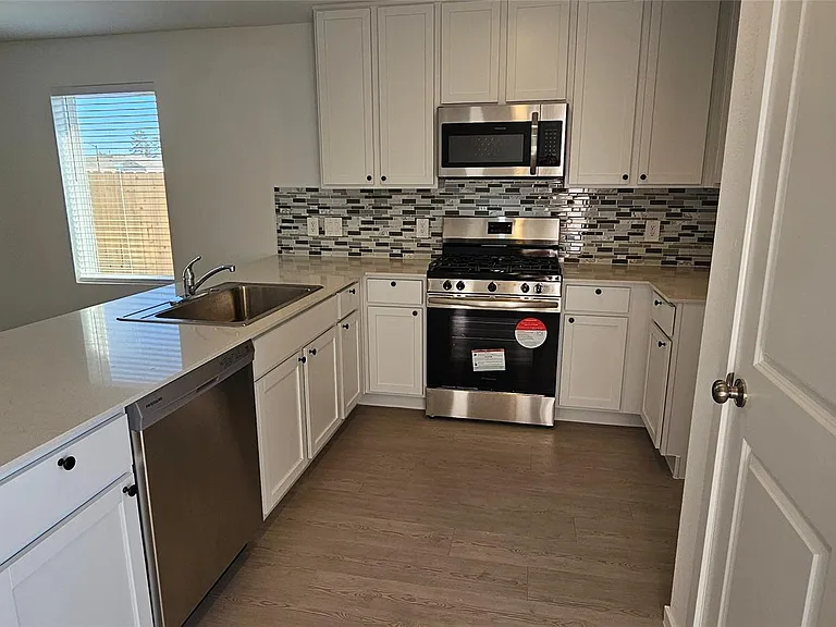 722 Falling Cave Dr — Photo 10
