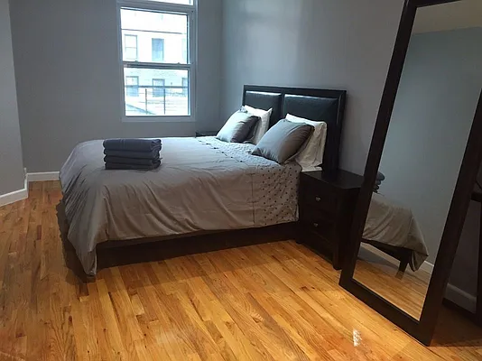 Rented by Smart City Real Estate LLC | media 52