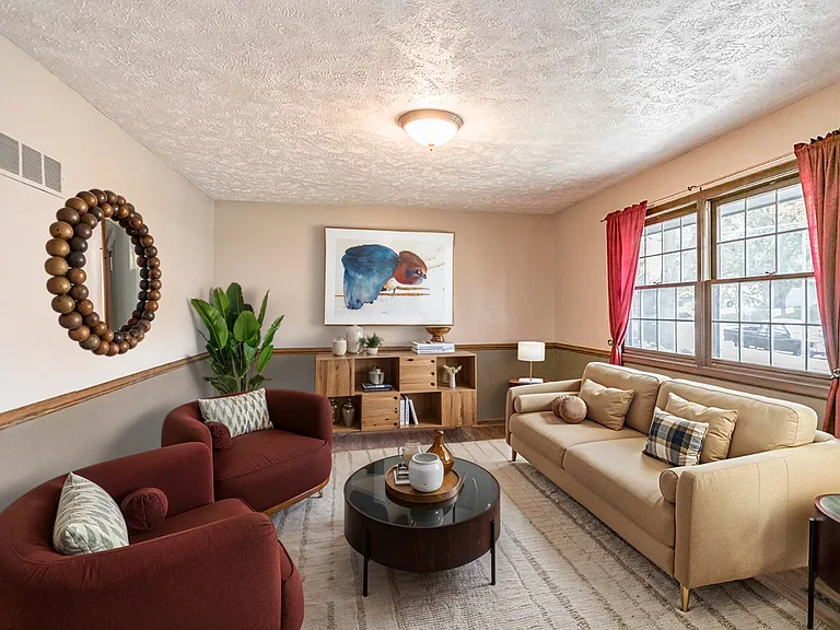 4010 Teri Ln — Photo 1