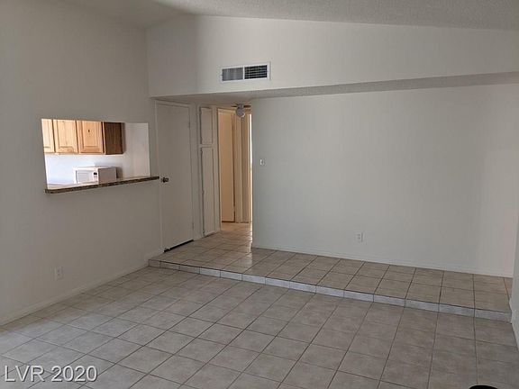 2nd image of 6762 Tiffollo Ln