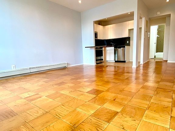 5th image of 555 E 78th St #5A***