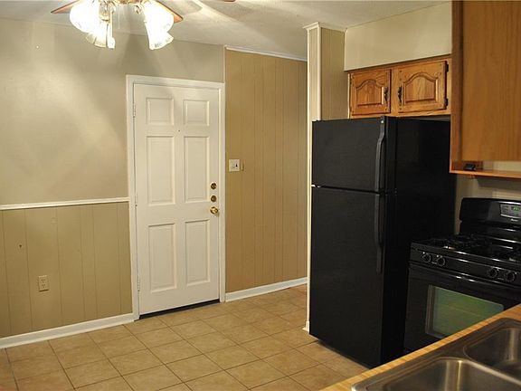 4th image of 1705 Satsuma St