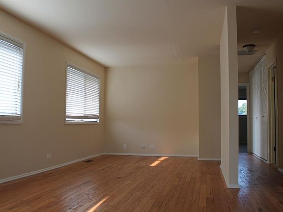 2nd image of 336 Palisades Pt #60D