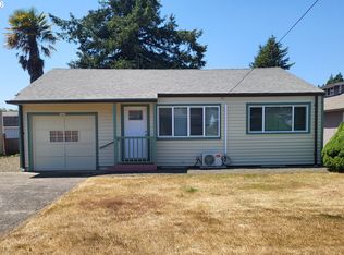 1023 N Knott St, Coquille, OR 97423