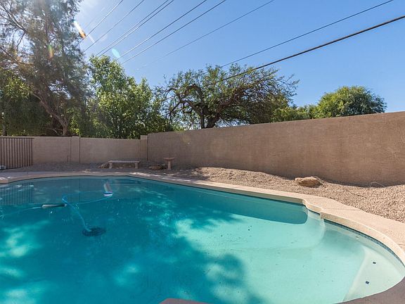 4th image of 5612 E Claire Dr