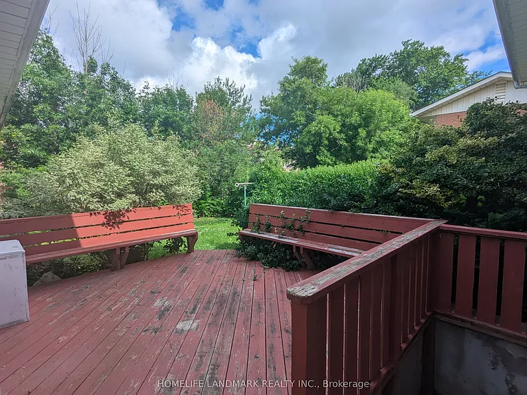 195 Carter Ave #LOWER — Photo 28