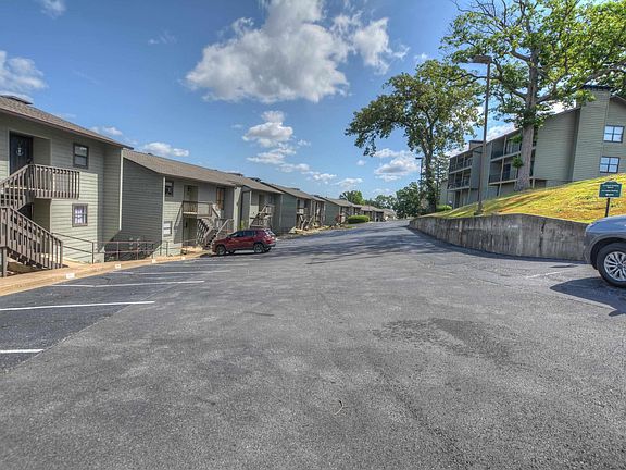 4th image of 120 Catalina Cir APT 9E