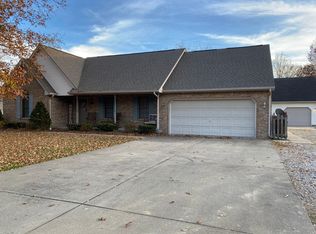 8119 E Debney Ave, Terre Haute, IN 47805