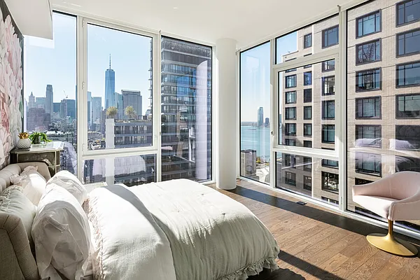 Rented by Lalezarian Properties | media 14