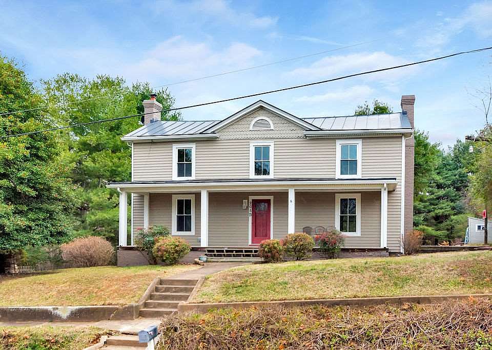 1st image of 205 Elm Ave