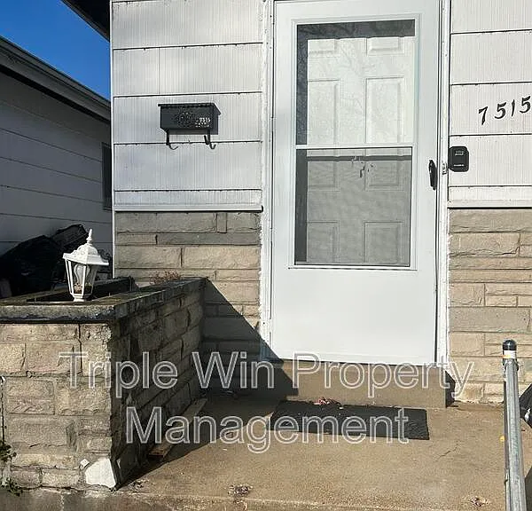 7515 Alaska Ave — Photo 8