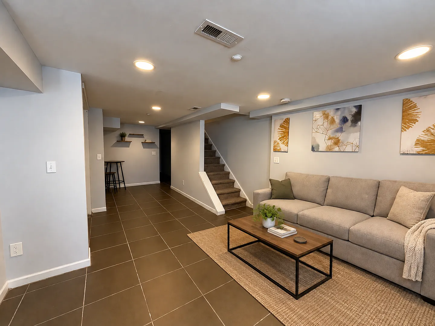 1725 W. Berks Street — Photo 1