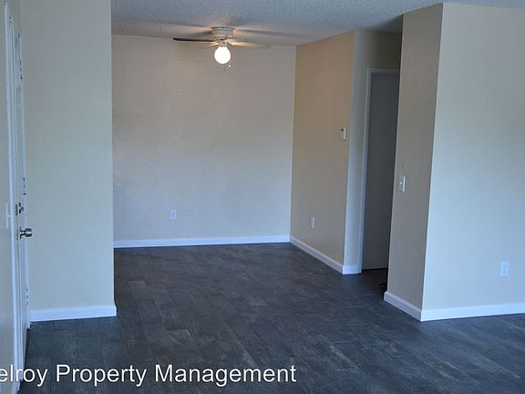 4th image of 3808 Cottonwood St APT B