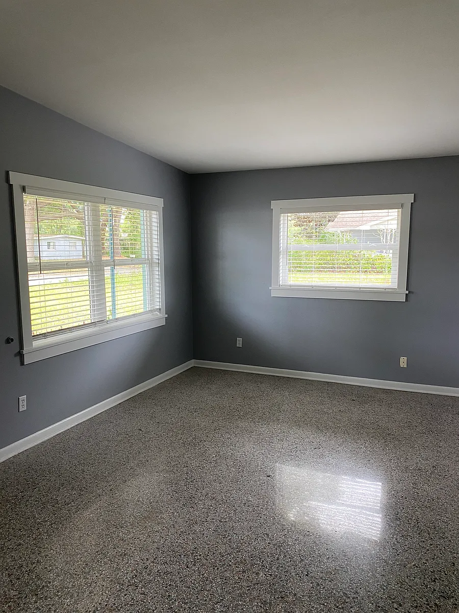 Living Room - 290 Gary Dr