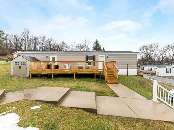 231 Falls Church Rd, Imperial, PA 15126
